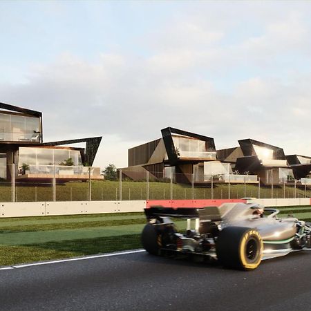 Escapade Silverstone โทสเตอร์ ภายนอก รูปภาพ
